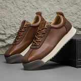 Patrik | ELEGANTSED MEESTE NAHKSAAPAD