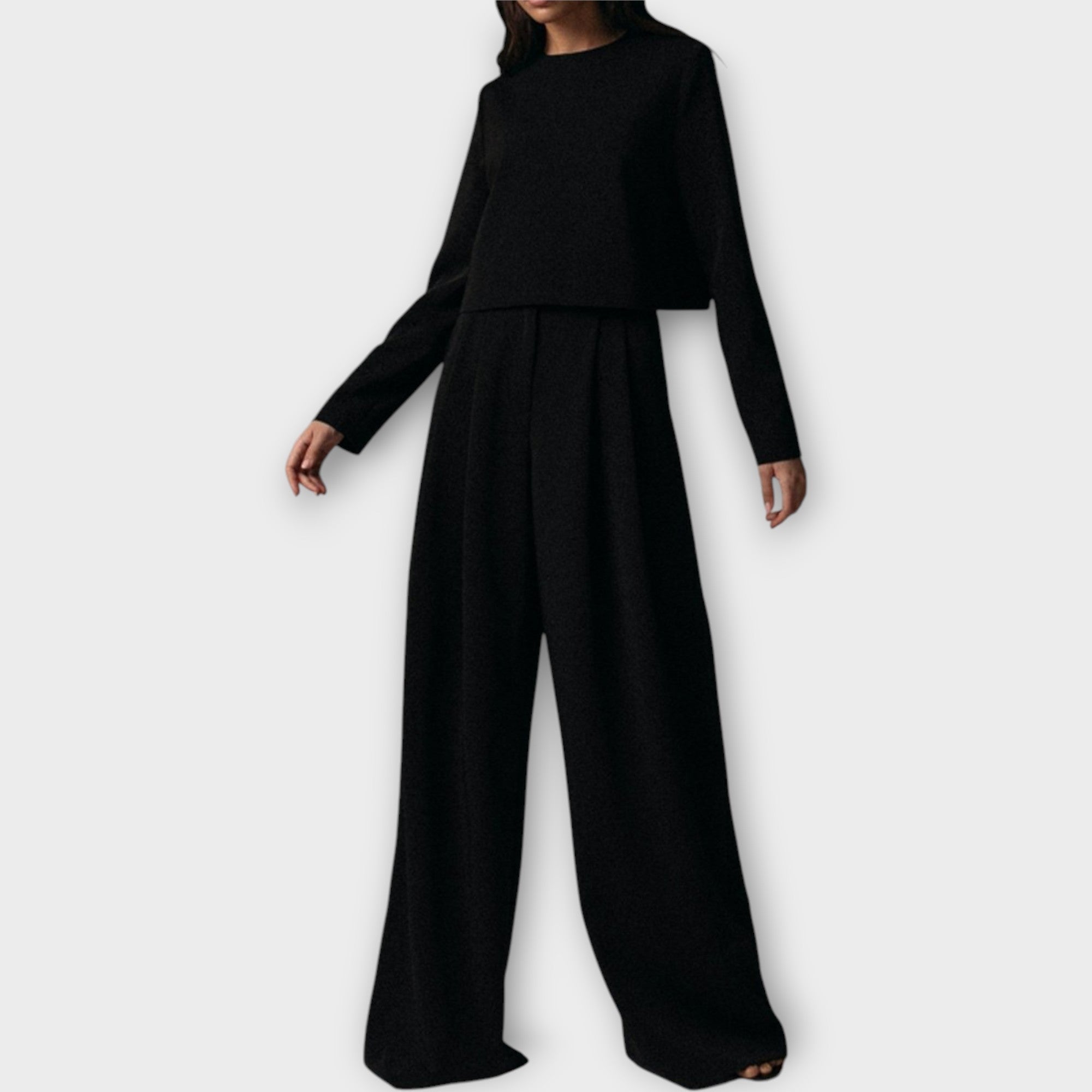 Raya | Elegantse lihtsuse ja ajatu stiiliga komplekt
