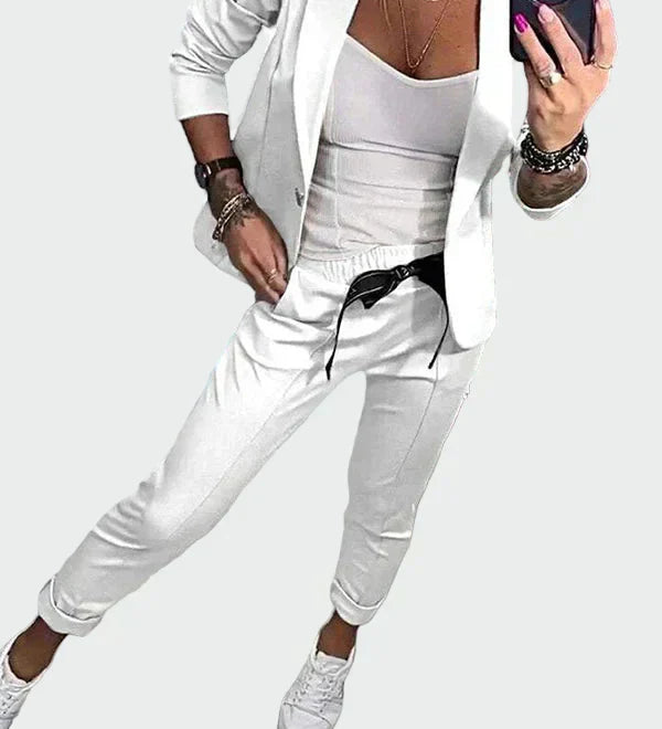 Leia | Vaibatult elegantne kaheosaline ülikonnakomplekt